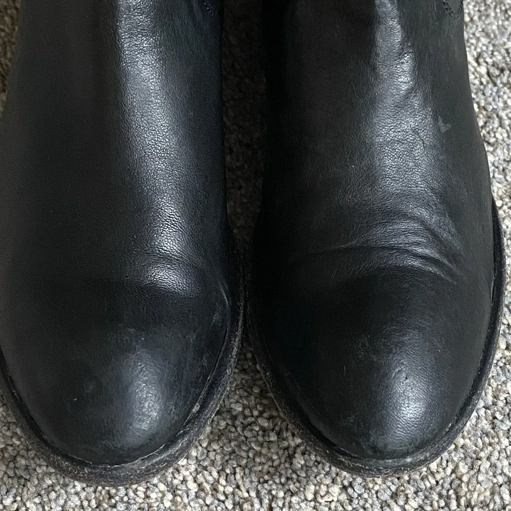 Frye Carly Chelsea Ankle Boot Women Size 9 Black Low Heel Western Cowgirl